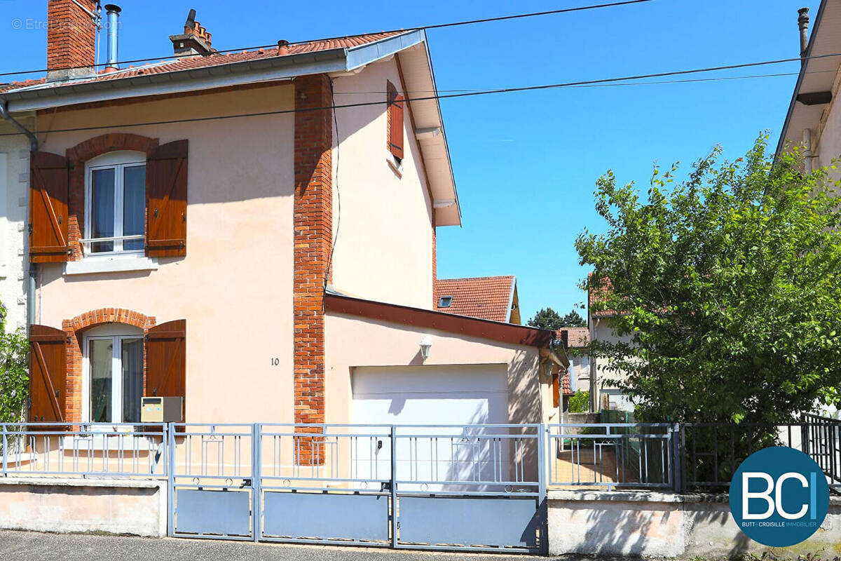 Maison à MAXEVILLE