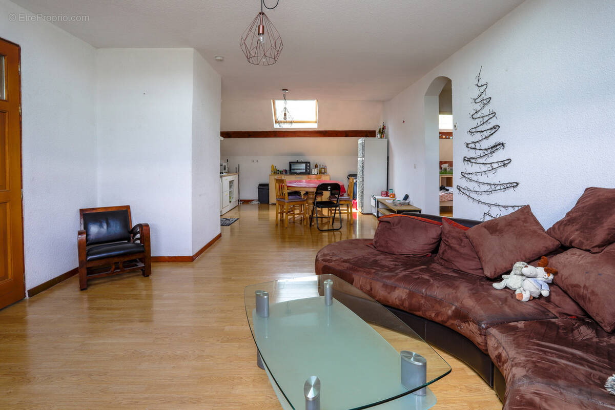 Appartement à LA MOTTE-SERVOLEX