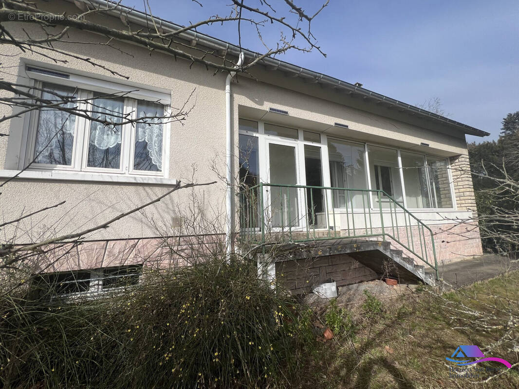 FACADE AVANT - Maison à CHATEAUMEILLANT