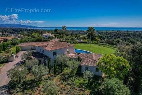 Maison à BIOT