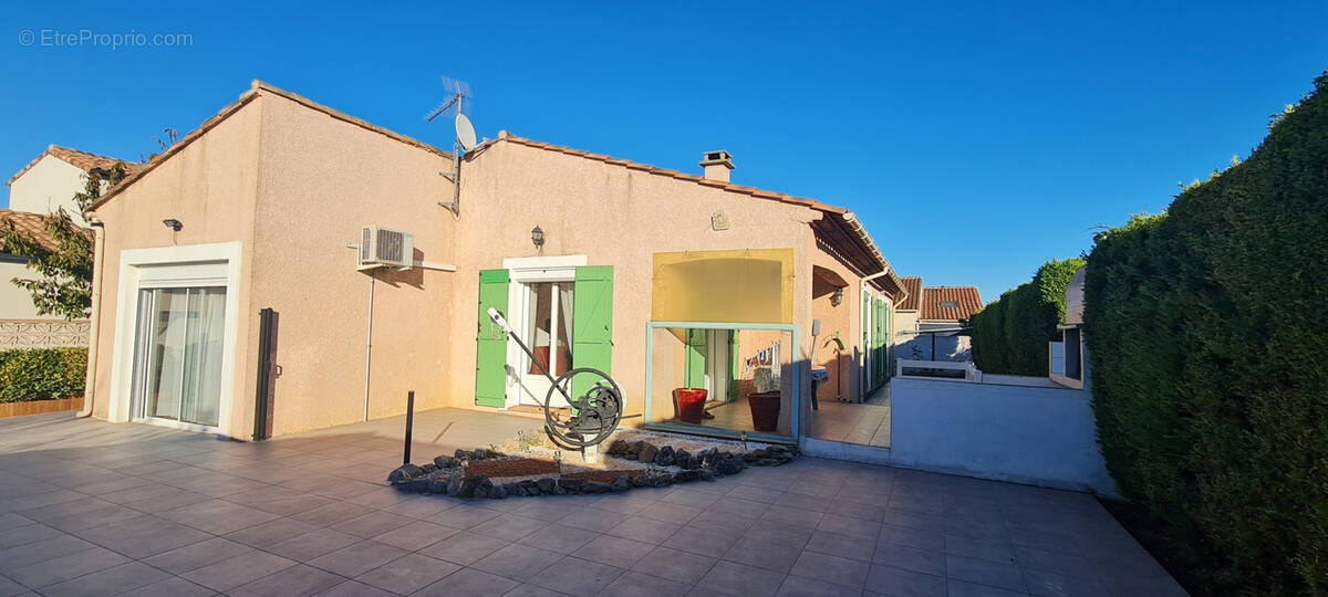 Maison à FLEURY