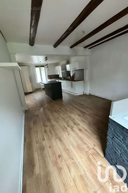 Photo 5 - Appartement à CHATEL-SAINT-GERMAIN
