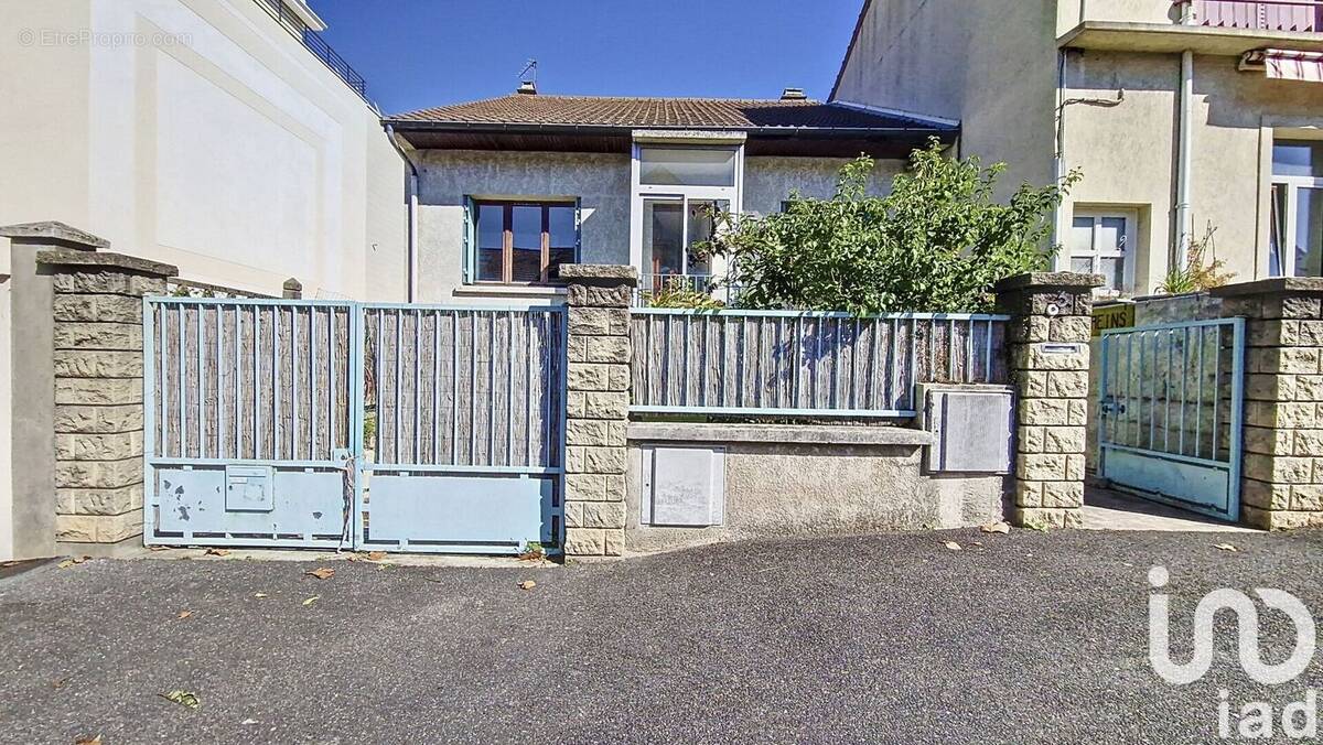 Photo 1 - Maison à L&#039;HAY-LES-ROSES