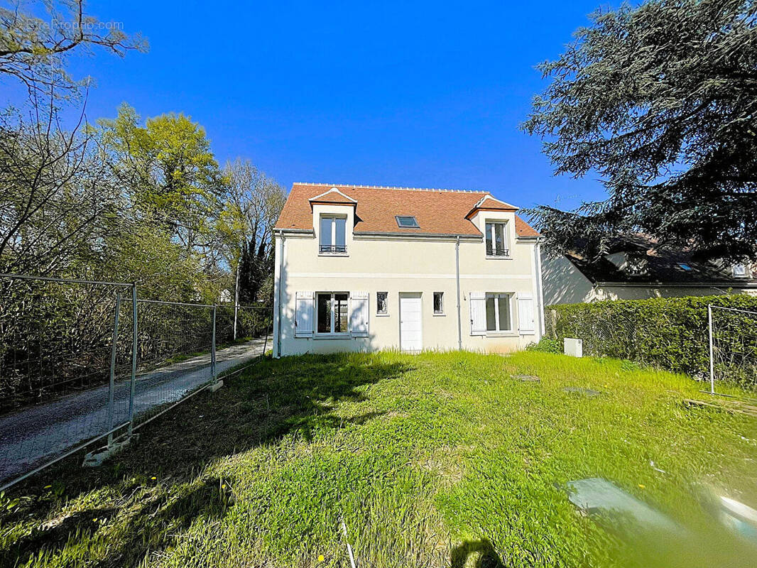 Maison à SAINT-PRIX