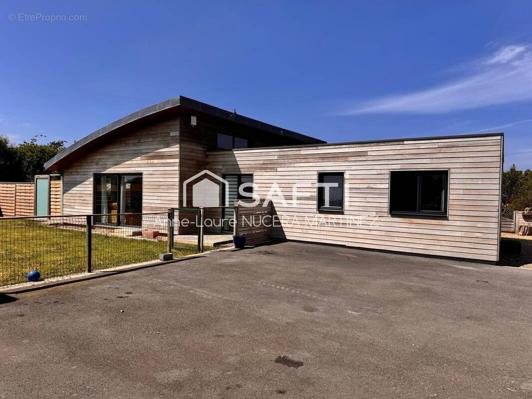 Photo 1 - Maison à PLOUGUERNEAU