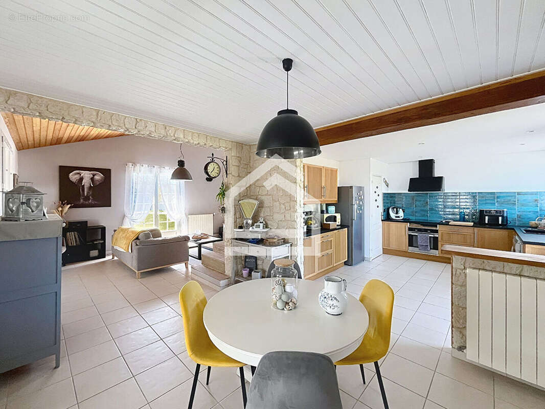 Maison à LESPARRE-MEDOC