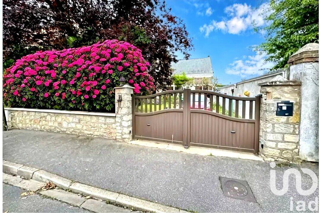 Photo 1 - Maison à SAVIGNY-SUR-ORGE