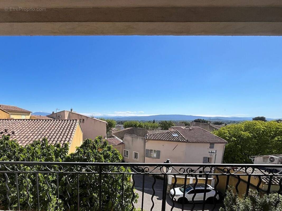 Maison à SAINT-SATURNIN-LES-AVIGNON