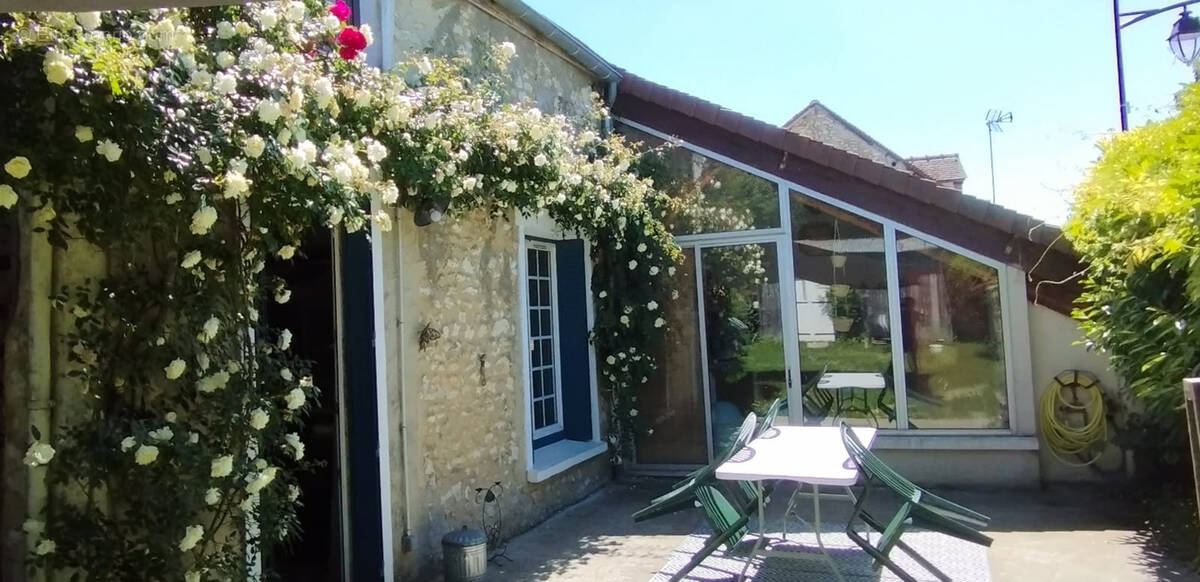 Maison à PAMFOU