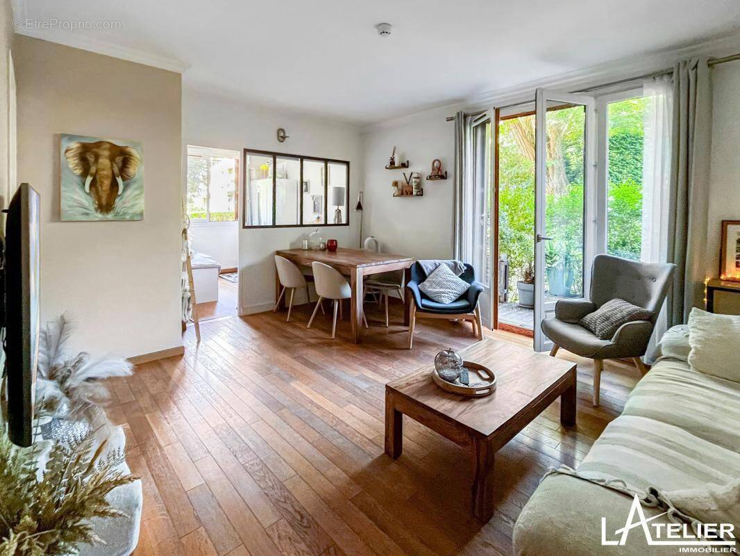 Appartement à MAREIL-MARLY
