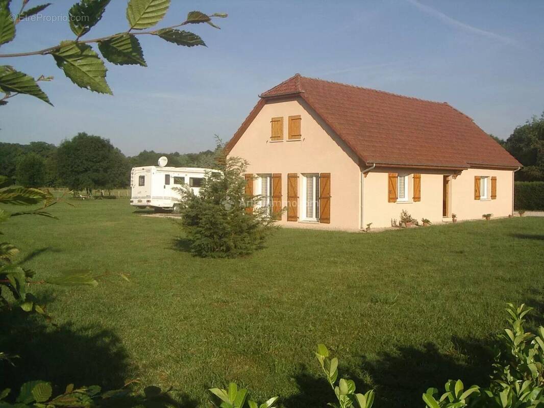 Maison à GRAY