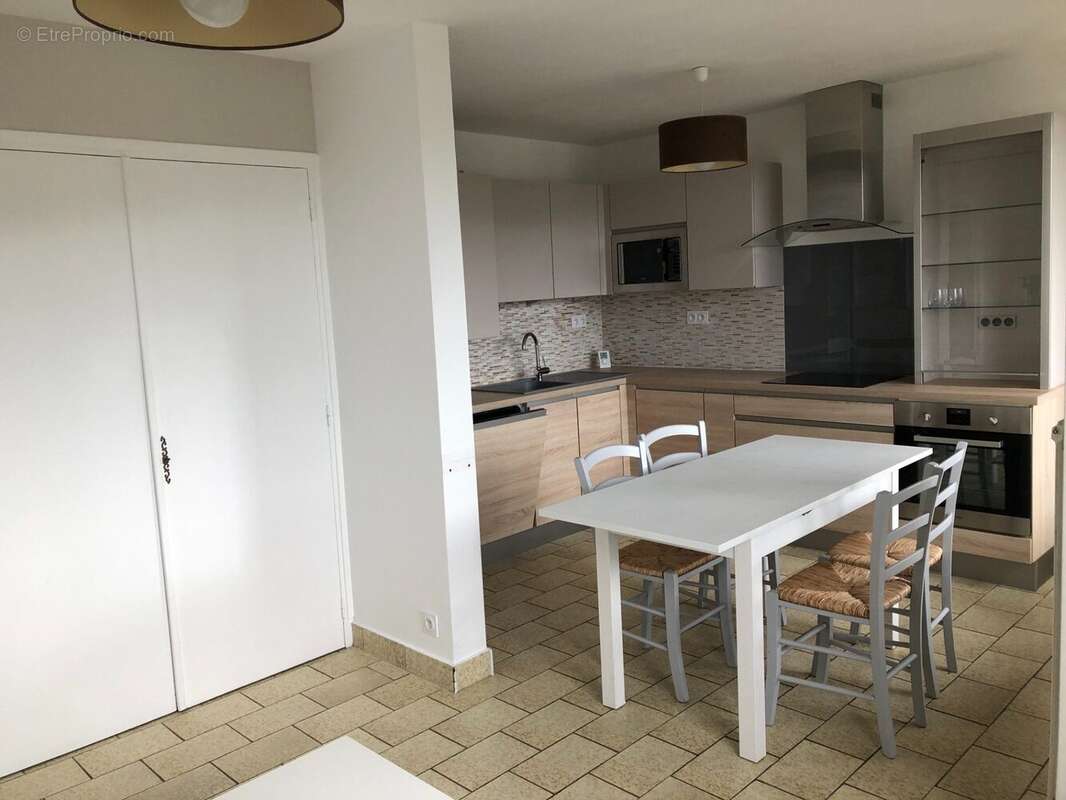 Appartement à MEYLAN
