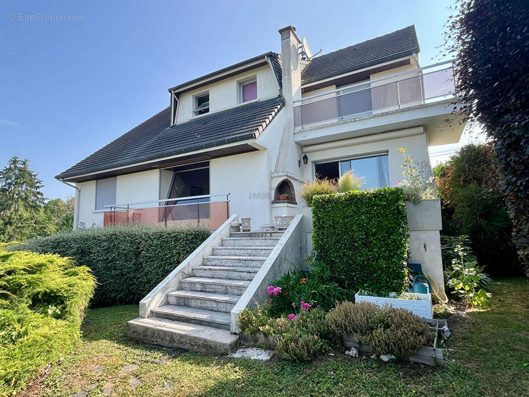 Maison à MONTMIRAIL