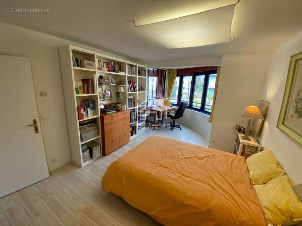 Appartement à DIVONNE-LES-BAINS