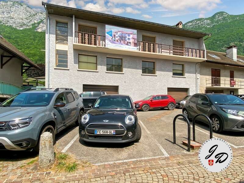 Appartement à VEYRIER-DU-LAC