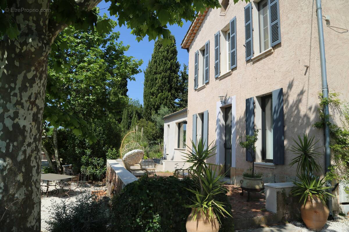 Maison à CUERS