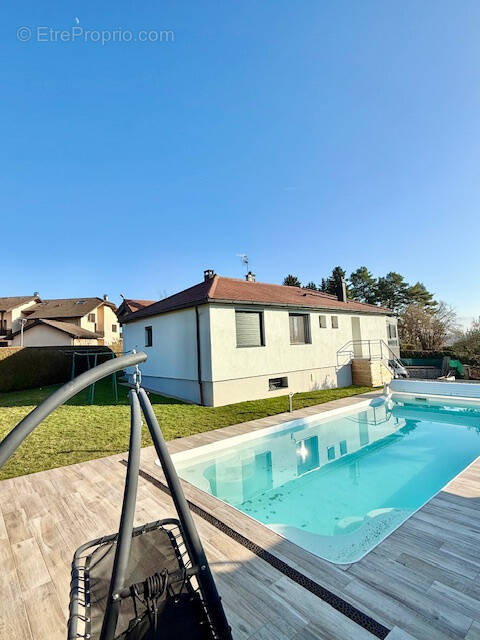 Maison à PREVESSIN-MOENS
