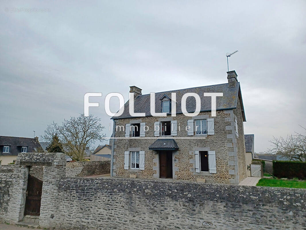 Maison à TANIS