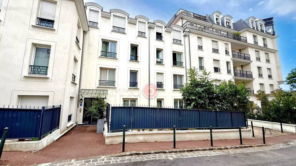 Appartement à LE RAINCY