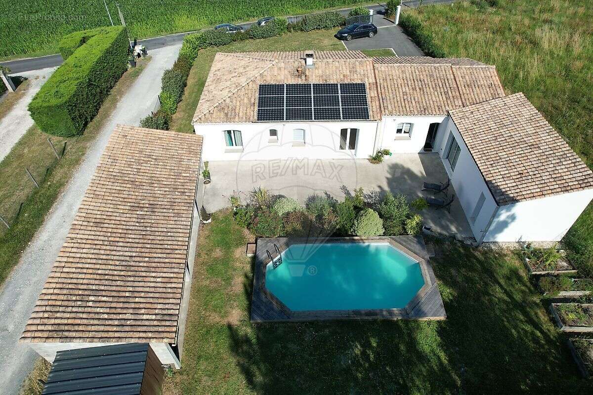 Maison à ETAULES