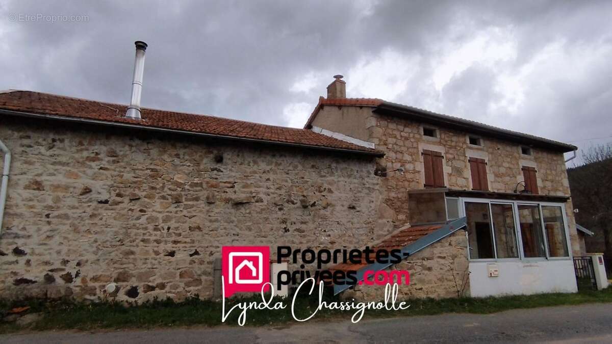 Maison à AMBIERLE