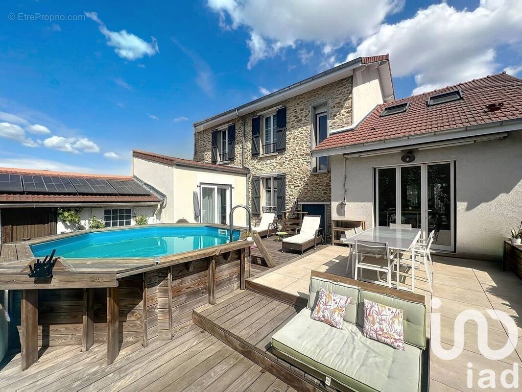 Photo 1 - Maison à TOURNAN-EN-BRIE