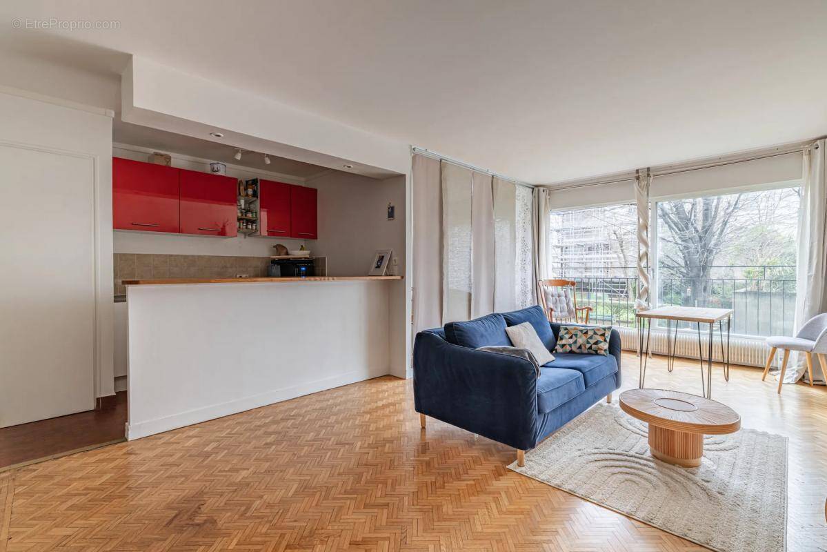 Appartement à PARIS-11E