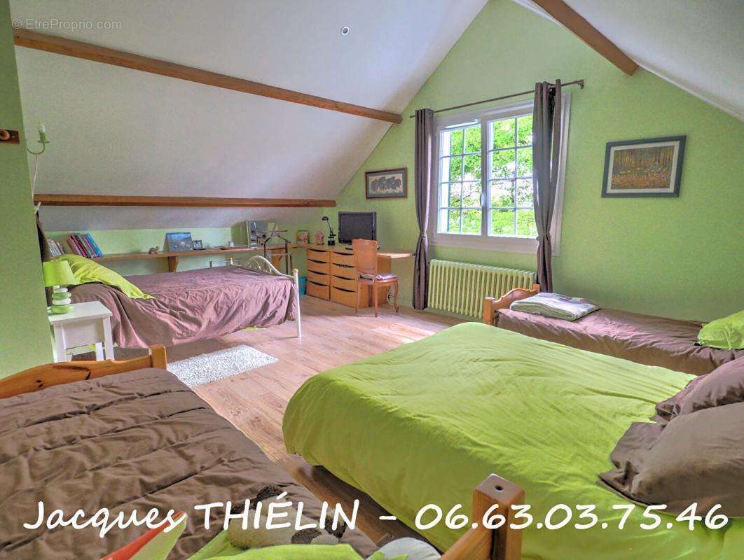 Maison à LONGUE-JUMELLES