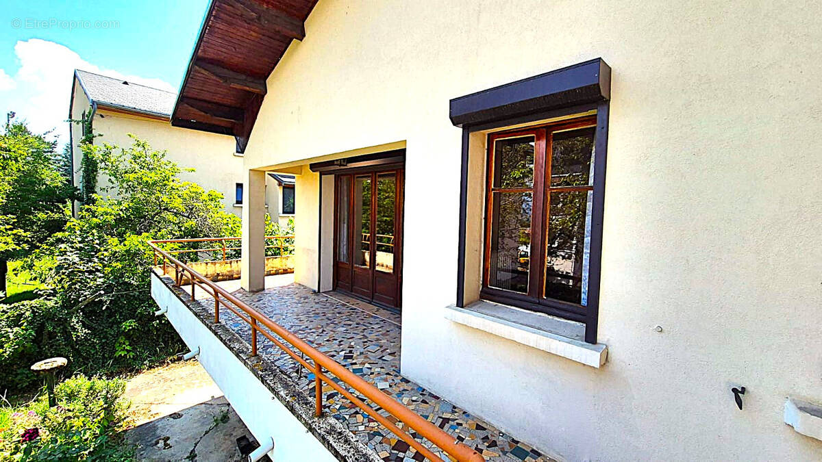 Maison à LA MURE