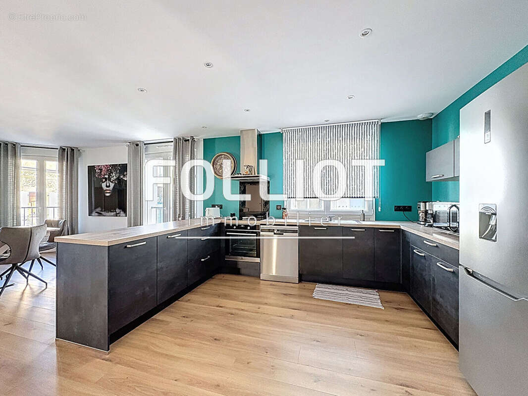 Appartement à FOUGERES