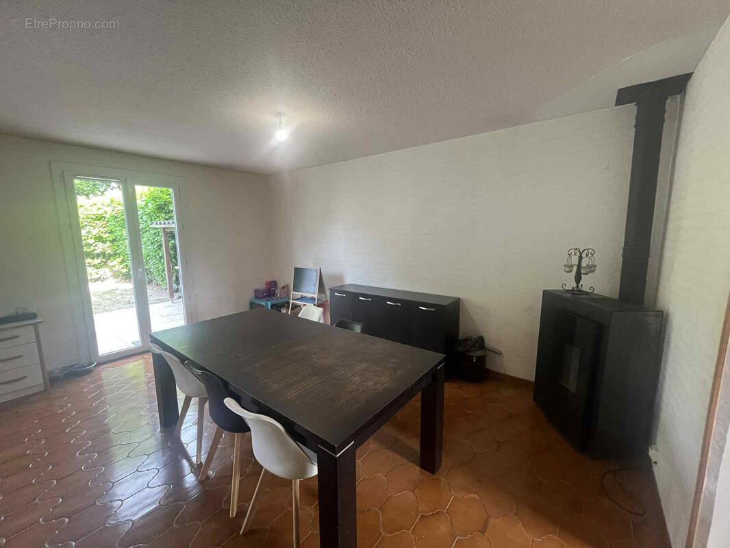 Maison à LIVRON-SUR-DROME