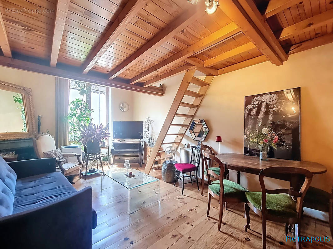 Appartement à LYON-6E