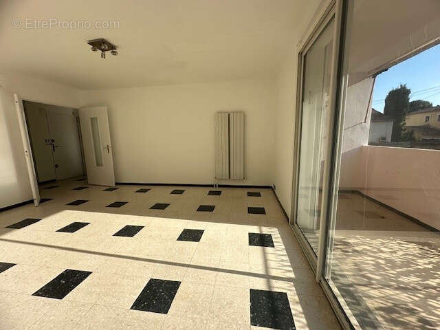 Appartement à NIMES