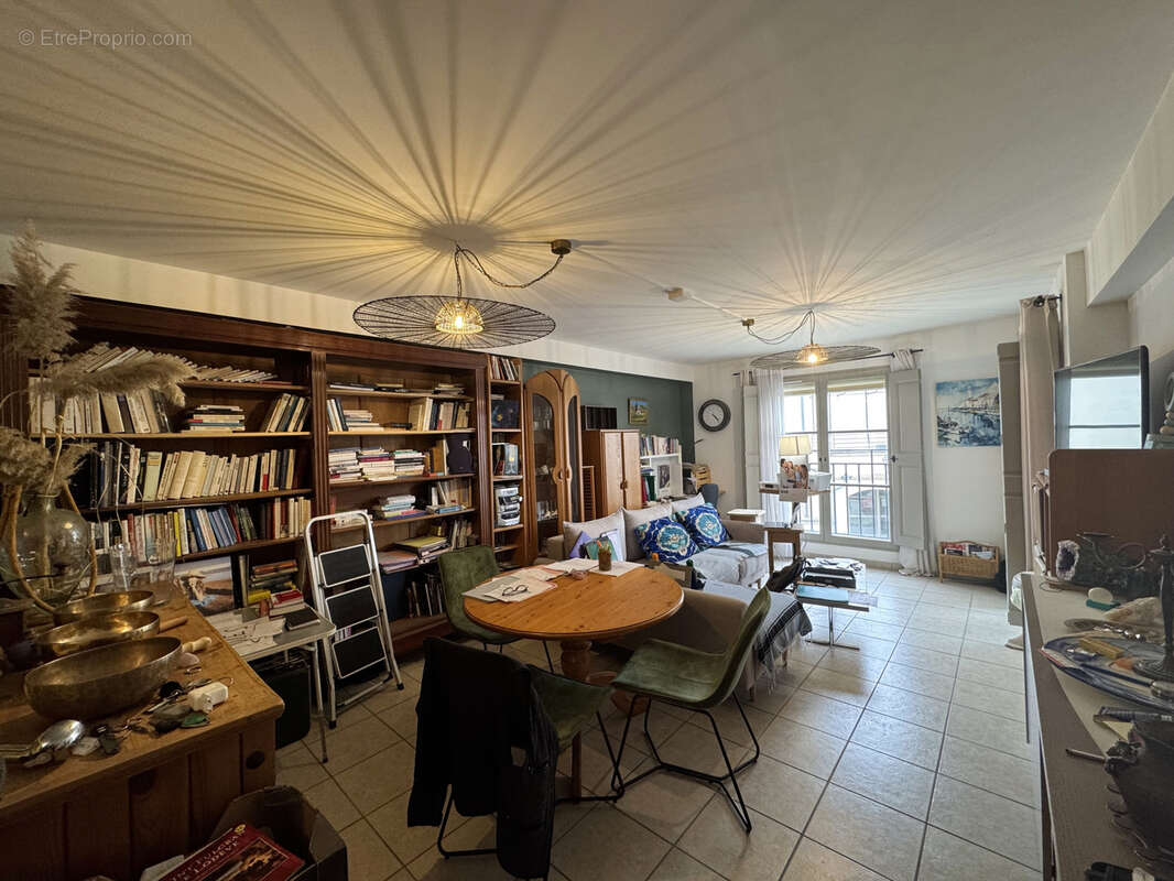 Appartement à UZES