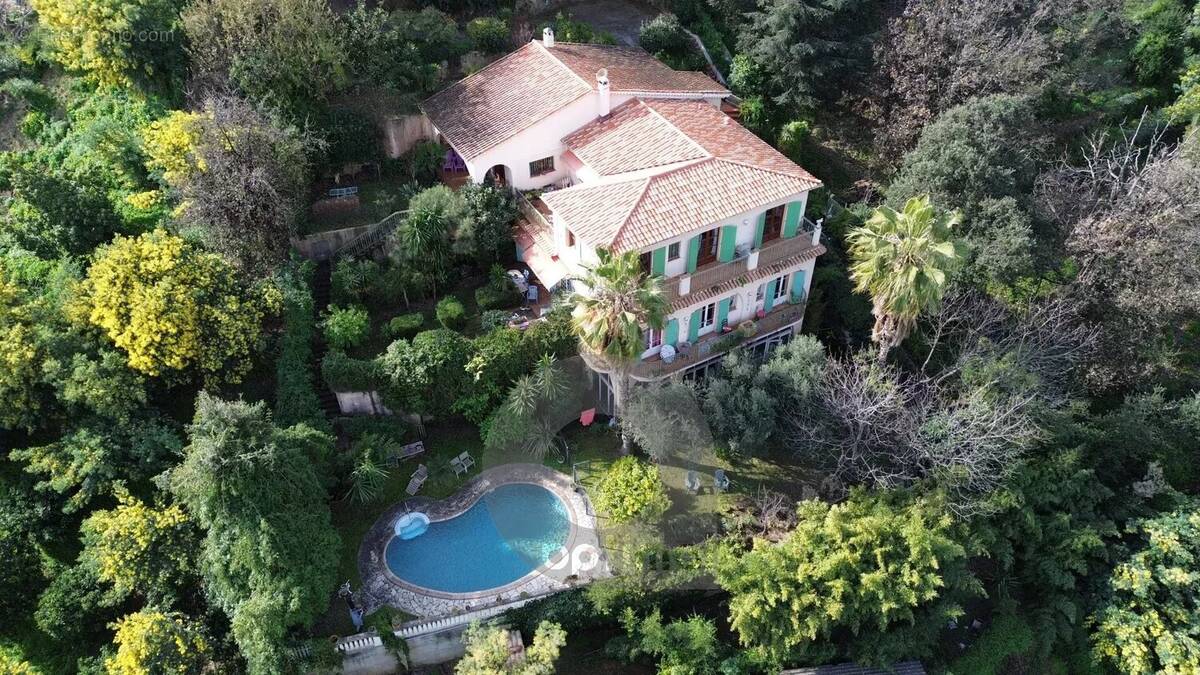 Maison à MENTON