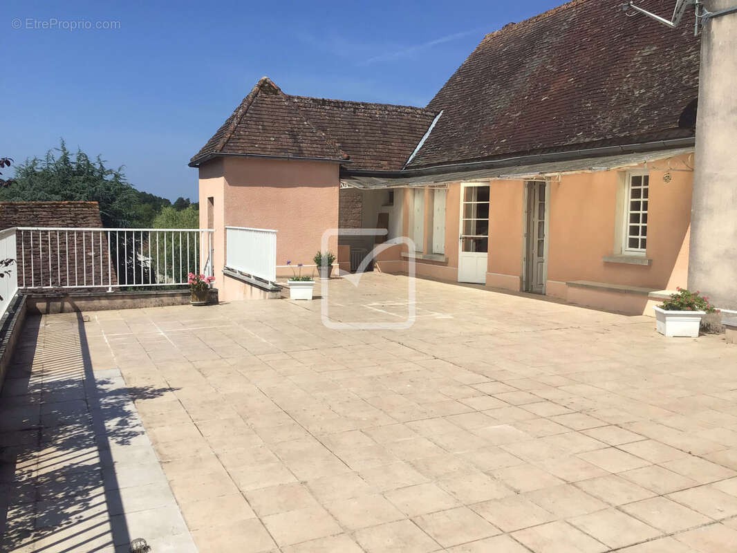Maison à FOSSEMAGNE