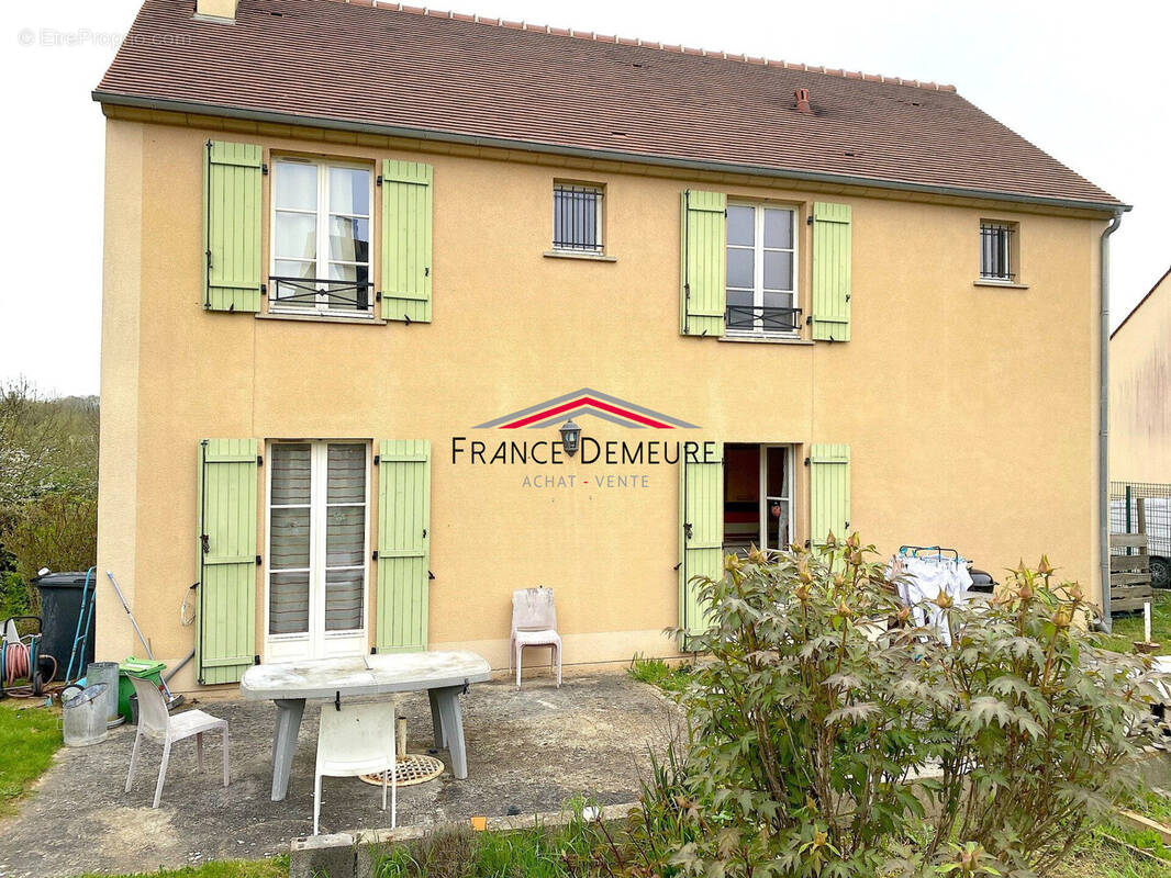 Maison à MAGNY-EN-VEXIN