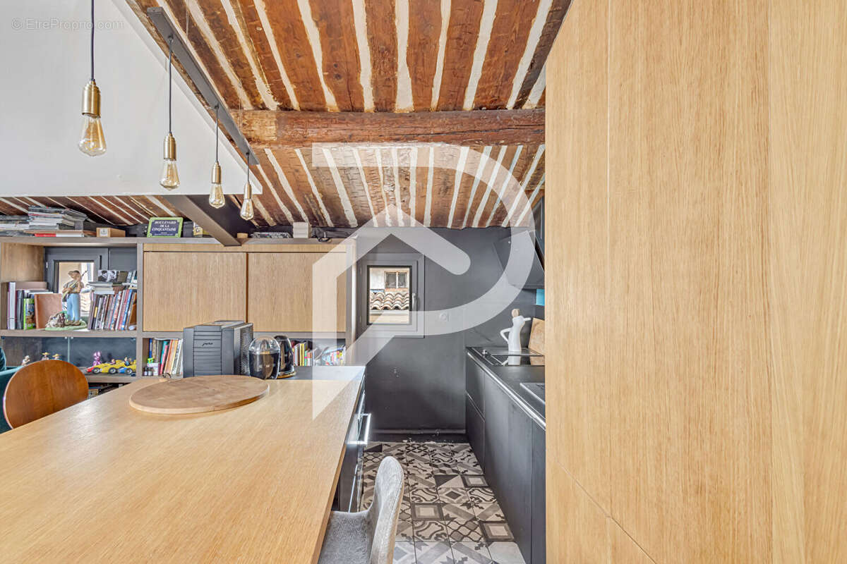 Appartement à AIX-EN-PROVENCE