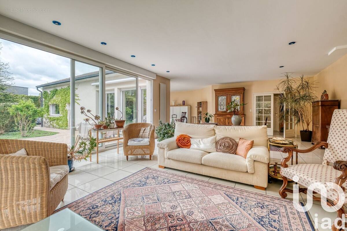 Photo 1 - Maison à CHAMPIGNY