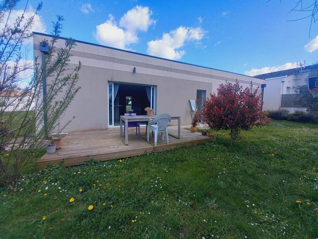 Photo 1 - Maison à ANGOULEME