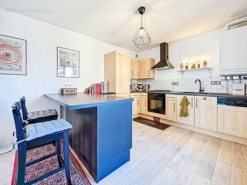 Appartement à CRAPONNE