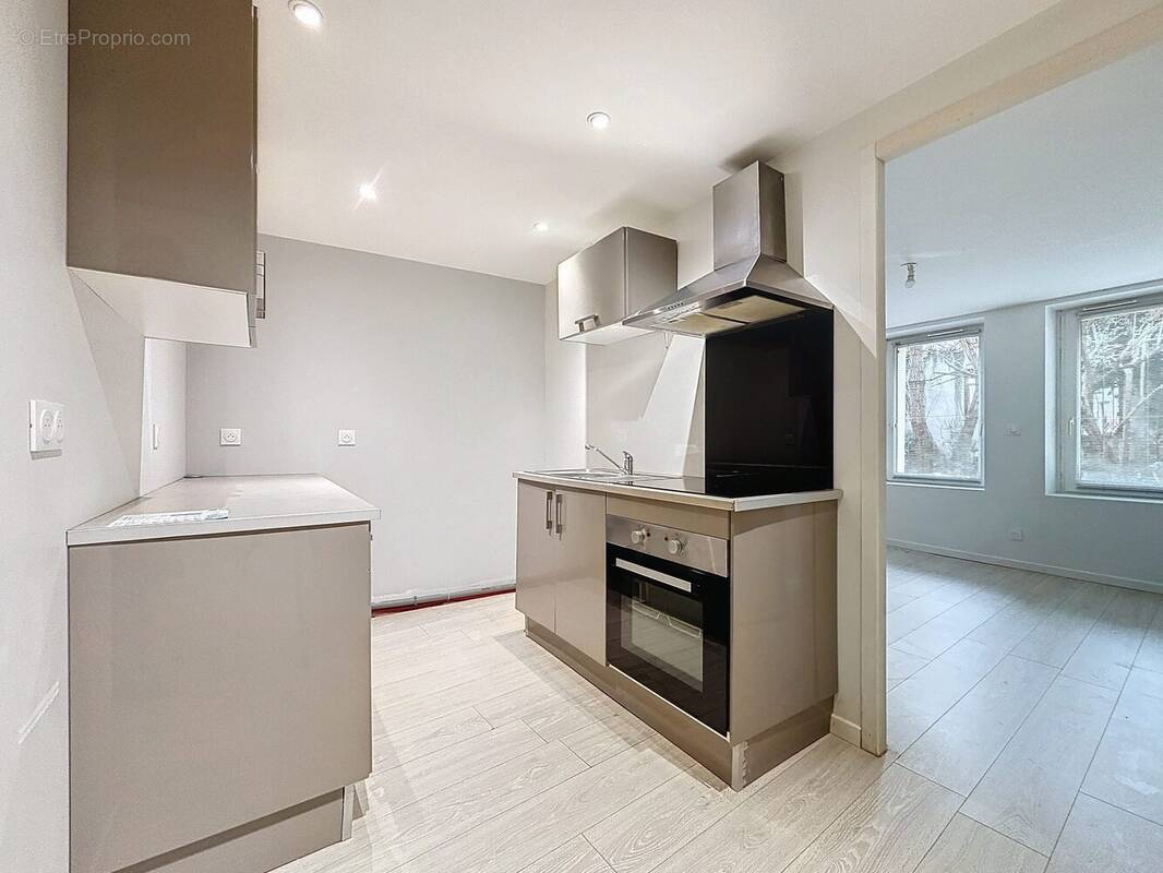 Appartement à ARS-SUR-MOSELLE