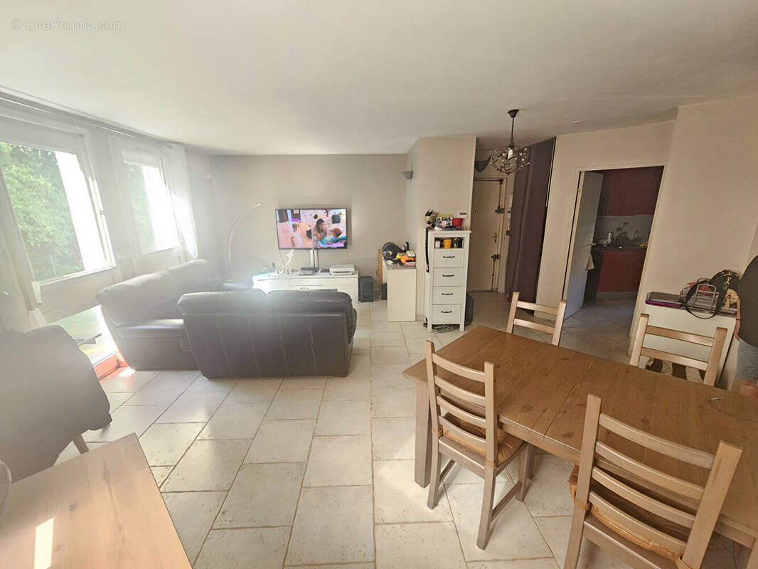 Appartement à BRY-SUR-MARNE