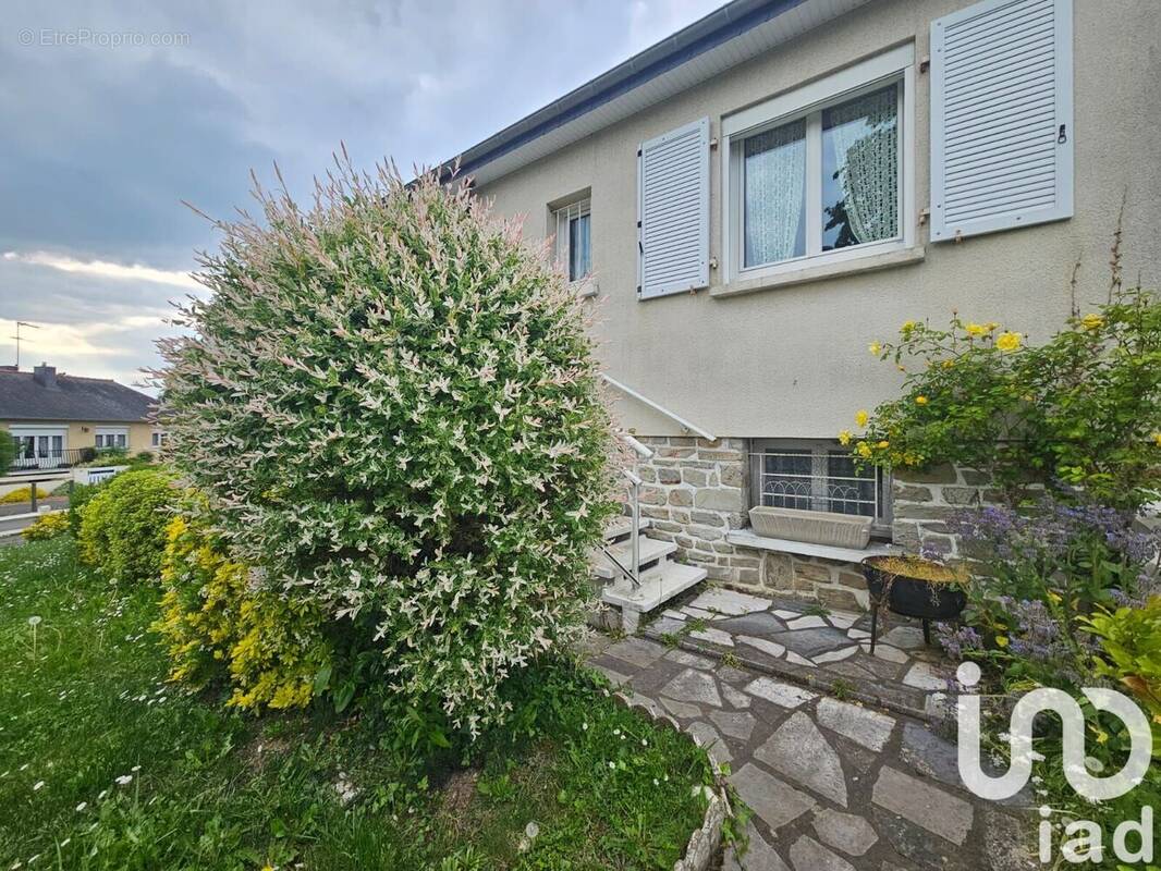 Photo 1 - Maison à VEZIN-LE-COQUET