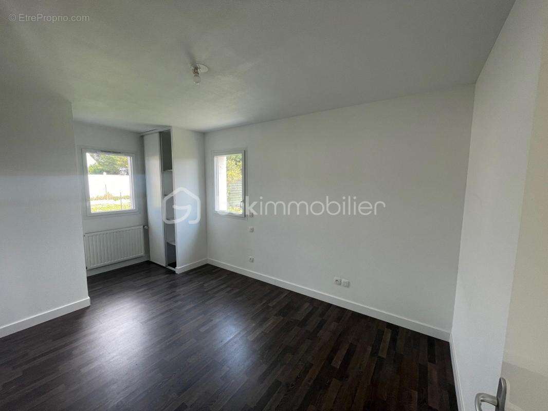 Appartement à AMBARES-ET-LAGRAVE
