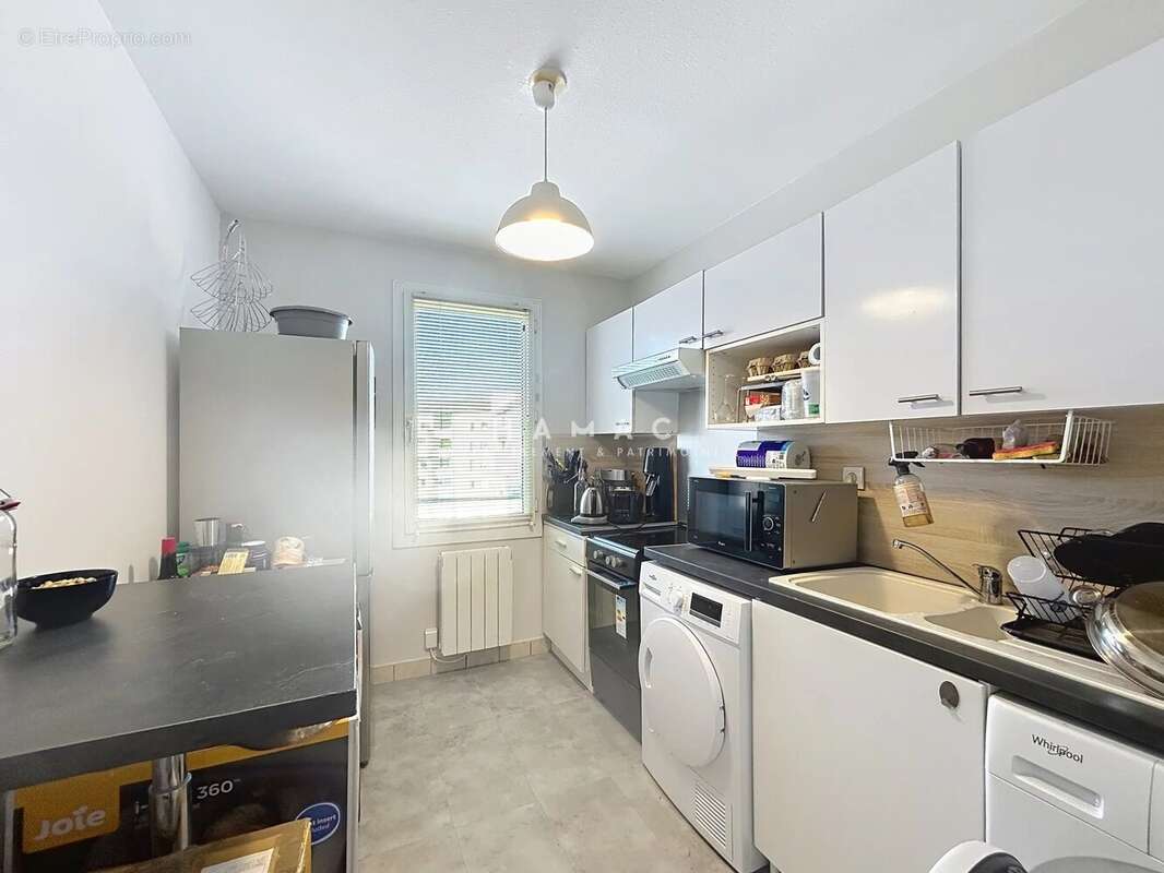 Appartement à SAINT-GENIS-LAVAL