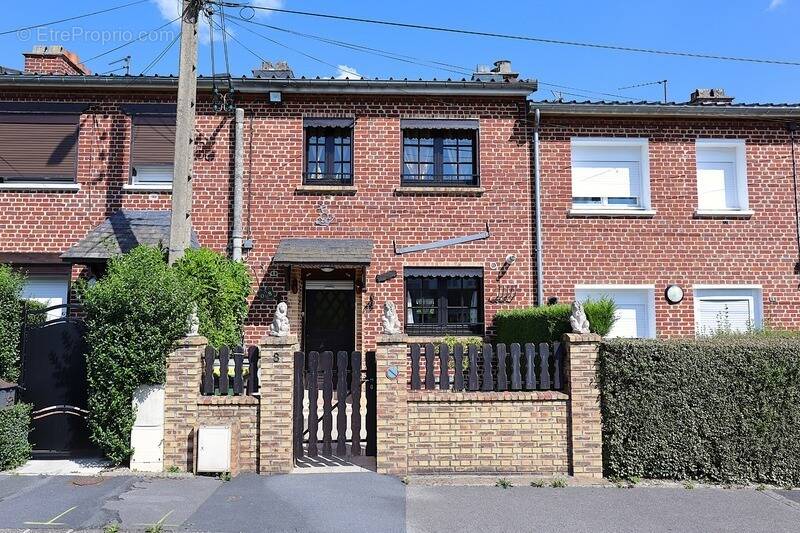 Maison à FOURMIES