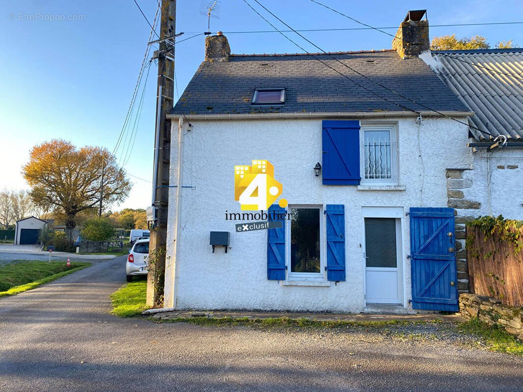 Maison à LA CHAPELLE-DES-MARAIS