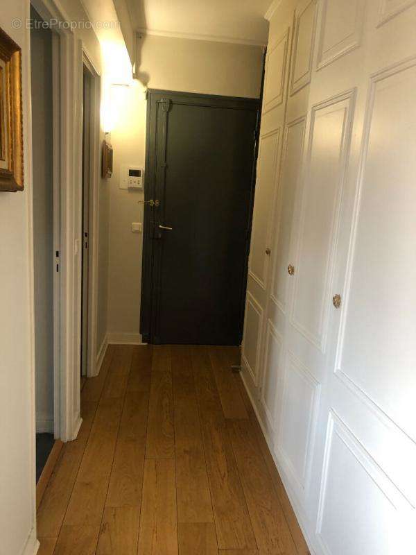 Appartement à SAINT-GRATIEN
