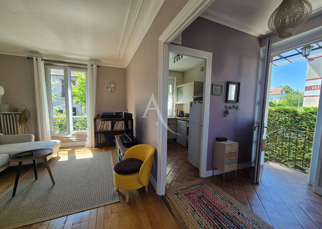 Maison à VILLEMOMBLE